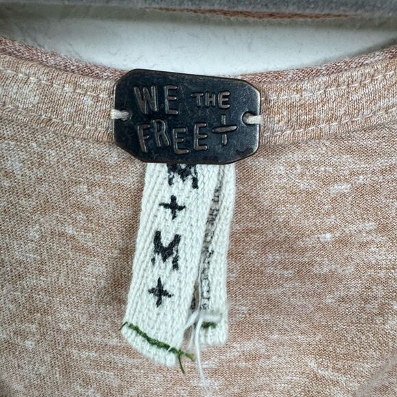 We The Free People Women’s Sz M Cloud Nine Boxy Top Pullover Dusty Pink Relaxed - Picture 3 of 9